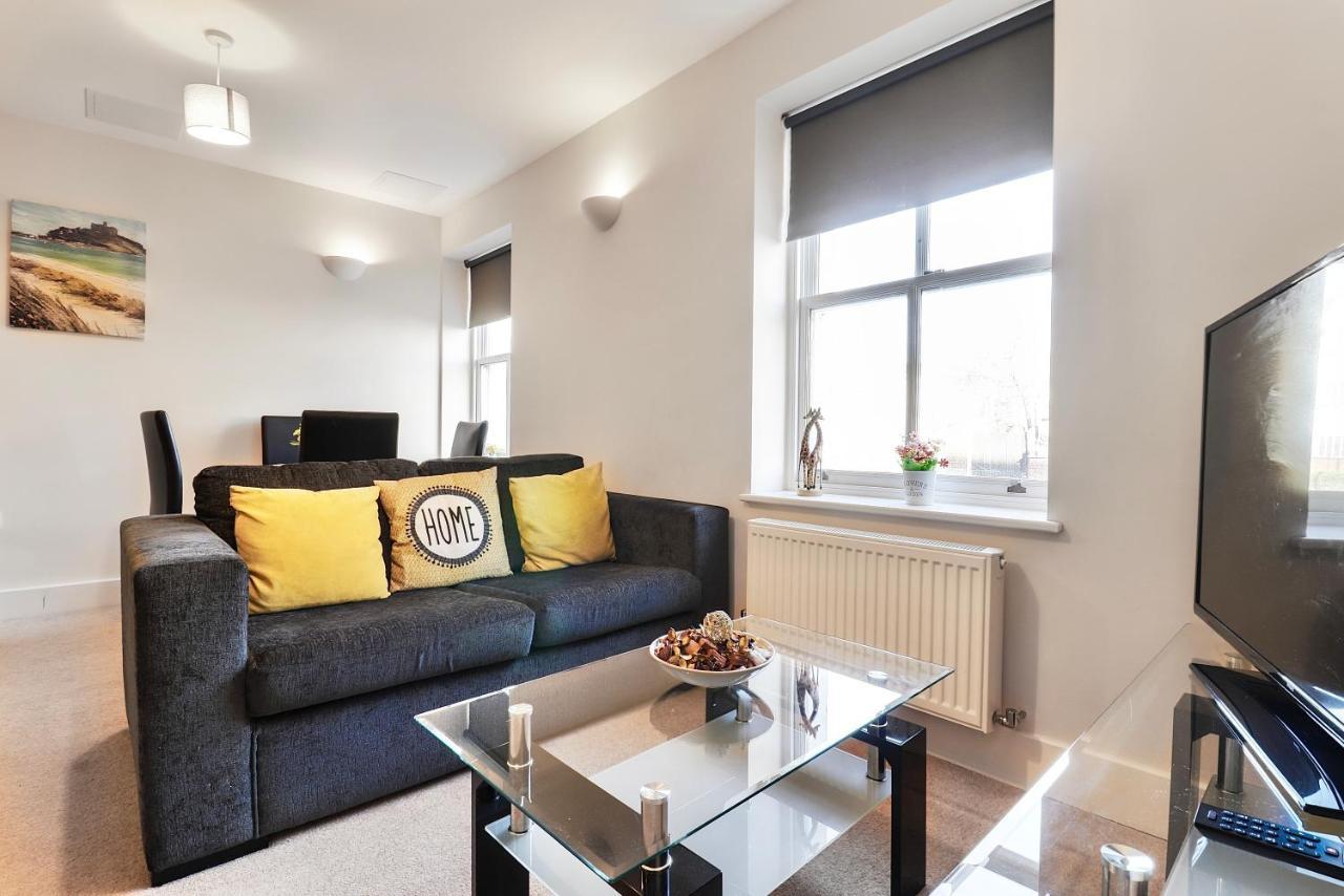 Sapphire Serviced Apartment Челмсфорд Экстерьер фото