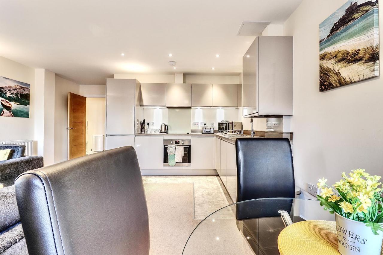 Sapphire Serviced Apartment Челмсфорд Экстерьер фото